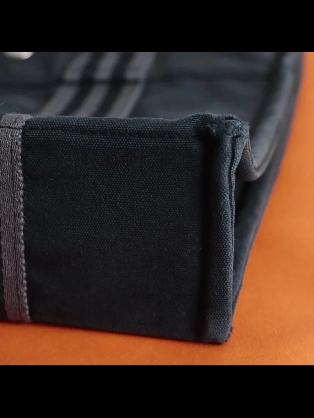 Hermes compact messenger